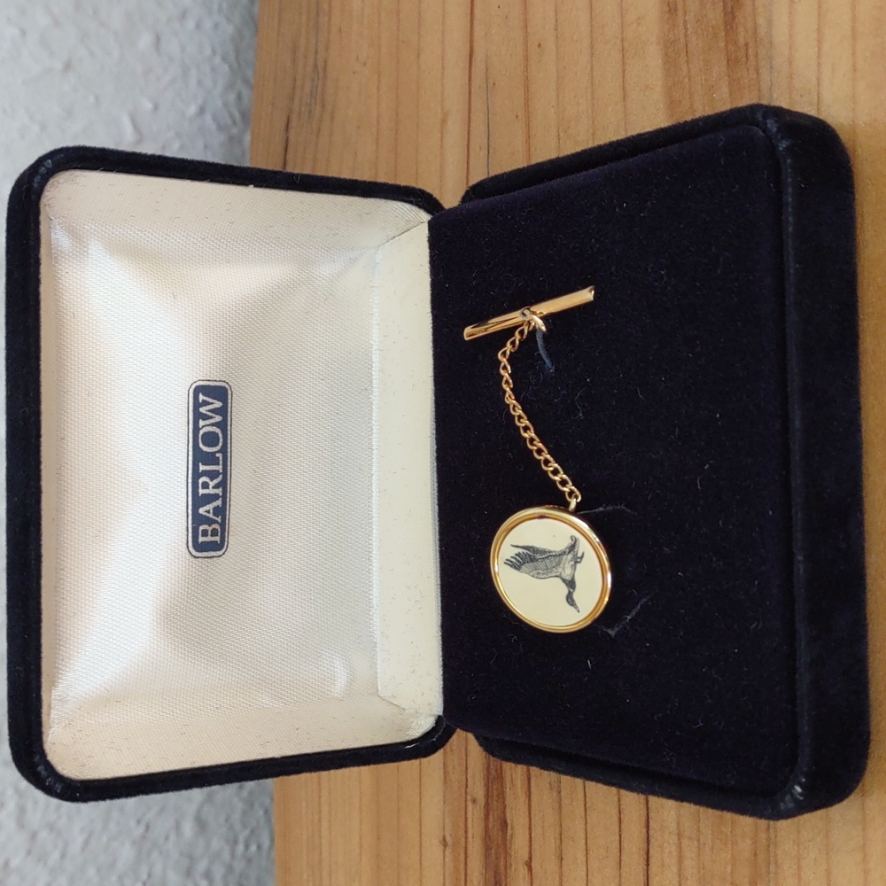 Barlow tie pin New